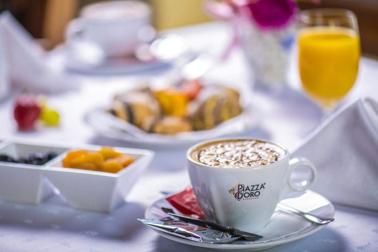 Hotel Forest Hills Zirc Ngoại thất bức ảnh