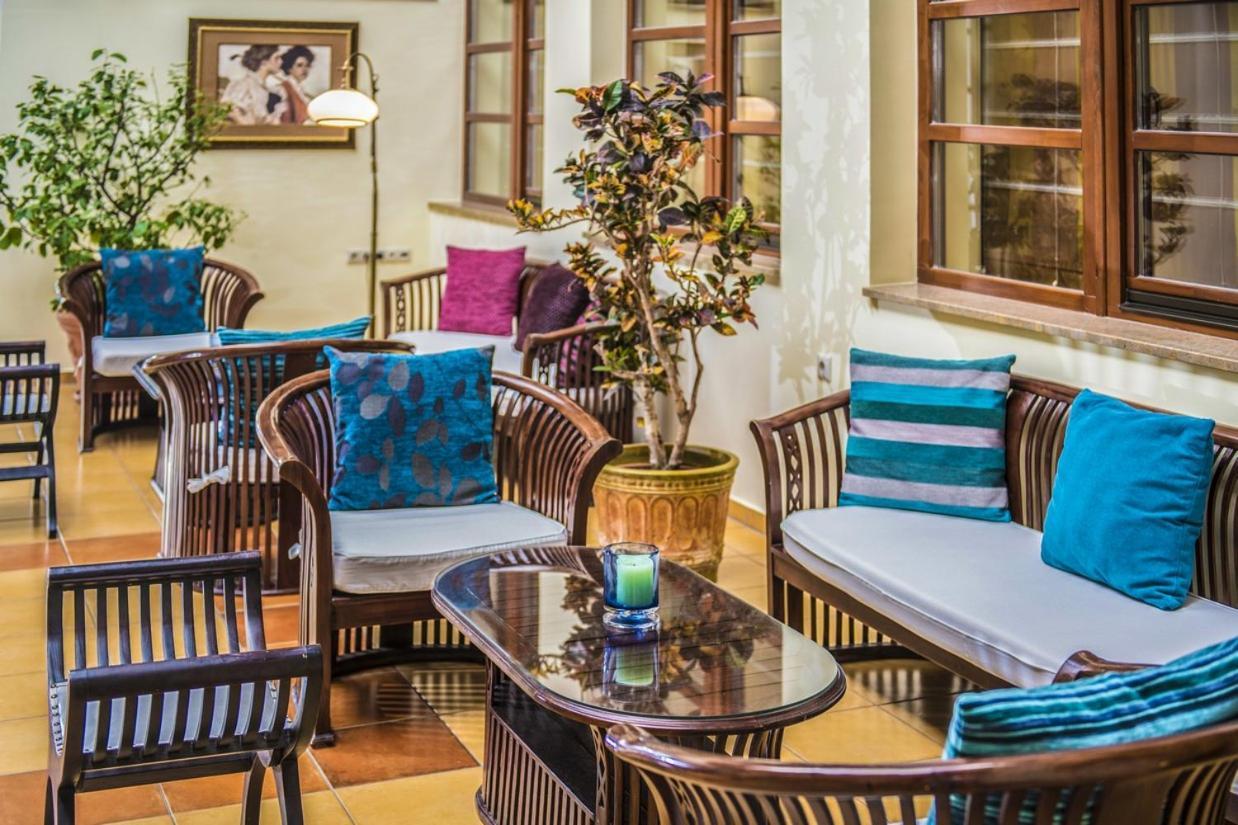 Hotel Forest Hills Zirc Ngoại thất bức ảnh